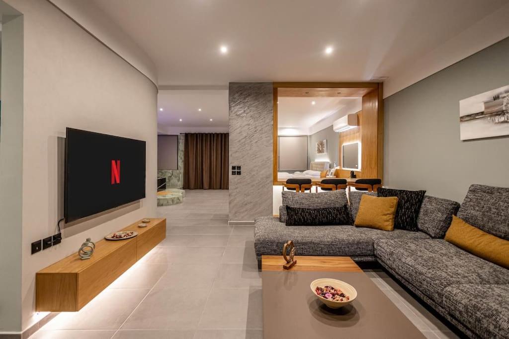 Smaragdi Luxury Jacuzzi Apartment Noho Premium Living Atina Dış mekan fotoğraf