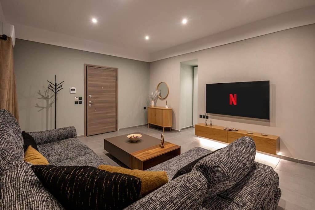 Smaragdi Luxury Jacuzzi Apartment Noho Premium Living Atina Dış mekan fotoğraf
